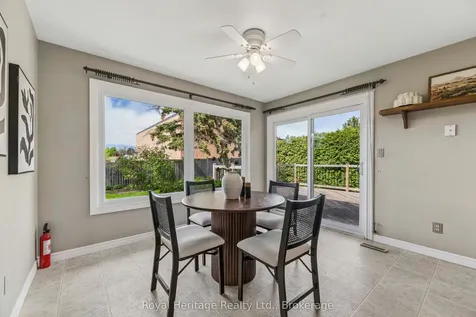 232 Beatrice Street W Oshawa ON L1G 7M9