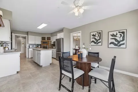 232 Beatrice Street W Oshawa ON L1G 7M9