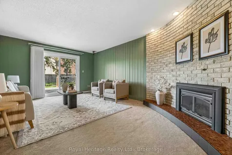 232 Beatrice Street W Oshawa ON L1G 7M9