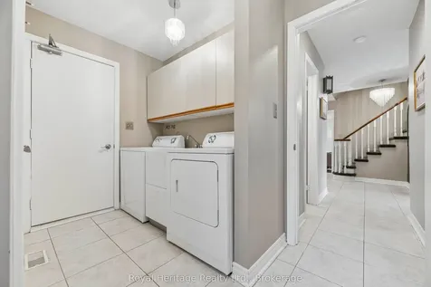 232 Beatrice Street W Oshawa ON L1G 7M9