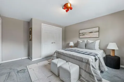 232 Beatrice Street W Oshawa ON L1G 7M9