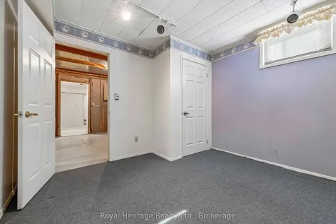 232 Beatrice Street W Oshawa ON L1G 7M9
