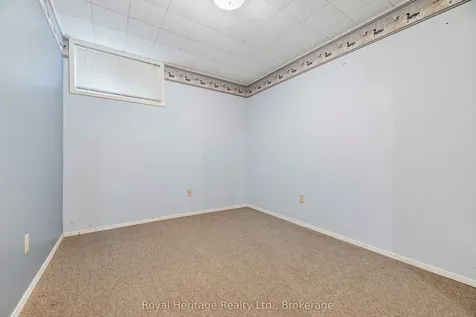 232 Beatrice Street W Oshawa ON L1G 7M9