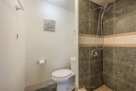 321 Blackthorn Street Oshawa ON L1K 1L3