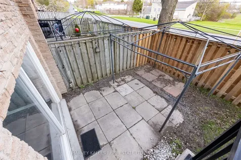 321 Blackthorn Street Oshawa ON L1K 1L3