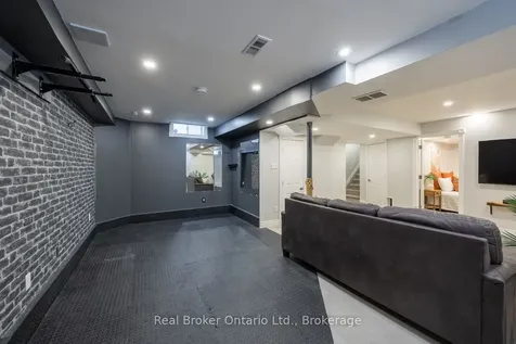 181 Madden Place Clarington ON L1C 5K4