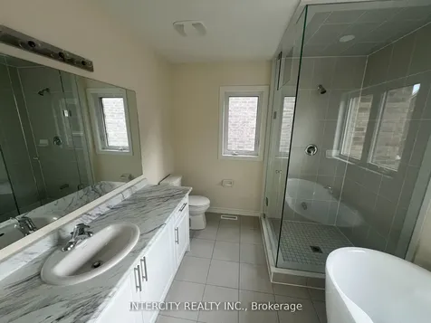 84 Robin Trail Scugog ON L9L 0E2
