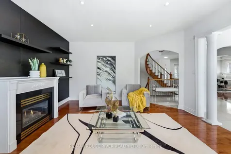 29 Sheldon Drive Ajax ON L1T 4K7