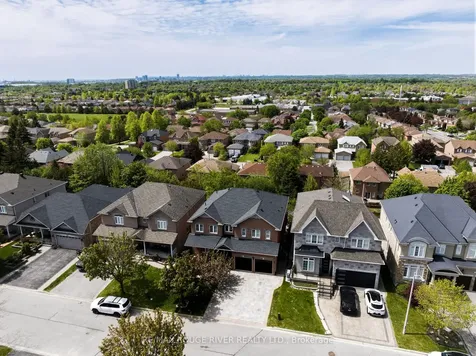 29 Sheldon Drive Ajax ON L1T 4K7