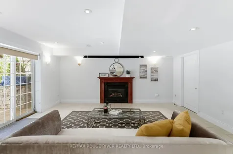29 Sheldon Drive Ajax ON L1T 4K7
