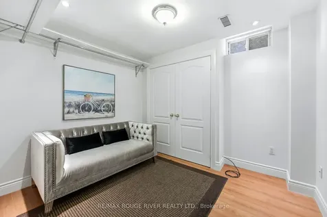 29 Sheldon Drive Ajax ON L1T 4K7
