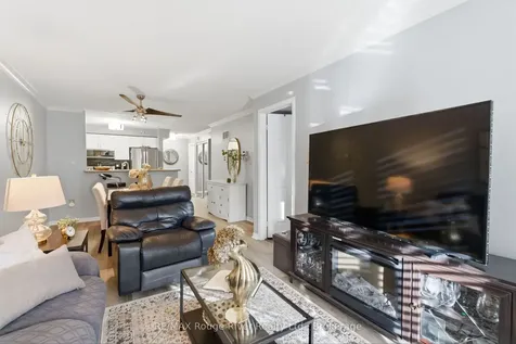 8 Petra Way Whitby ON L1R 0A6