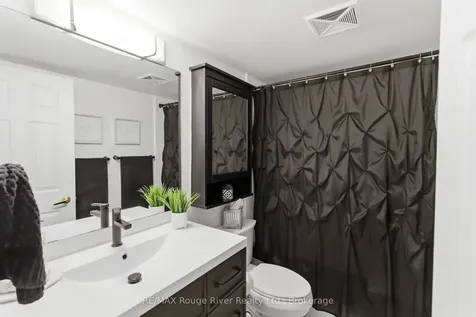 8 Petra Way Whitby ON L1R 0A6