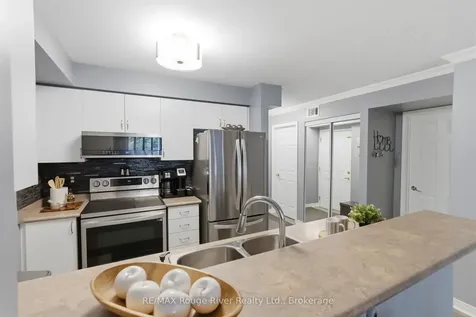 8 Petra Way Whitby ON L1R 0A6