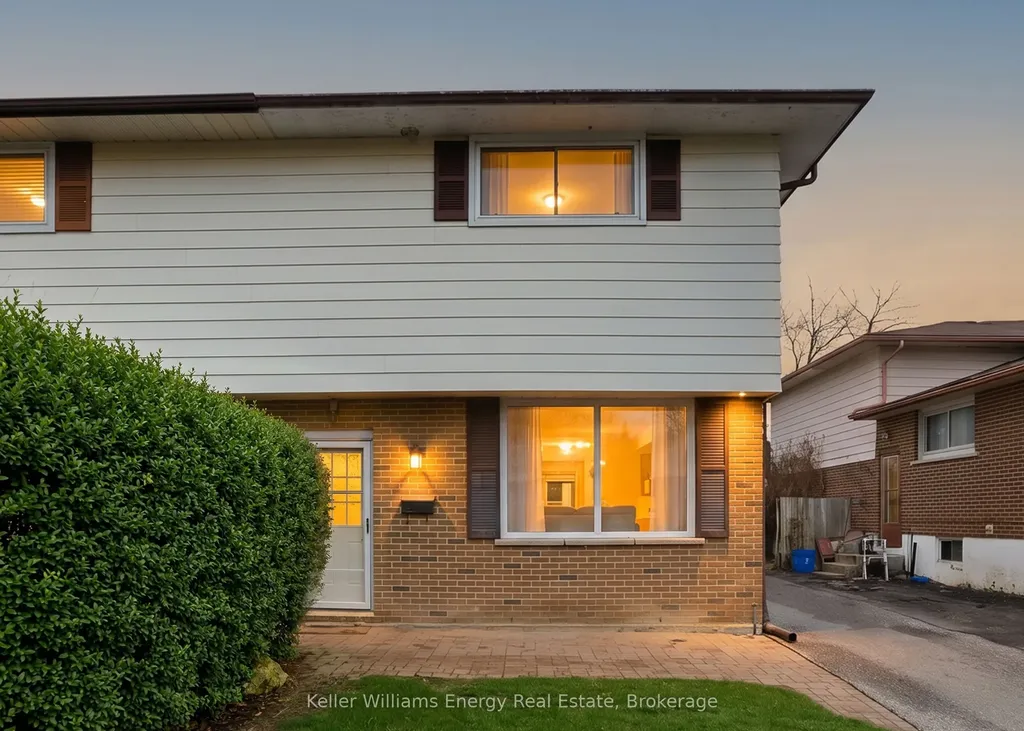 441 Maplewood Drive Oshawa ON L1G 5R7