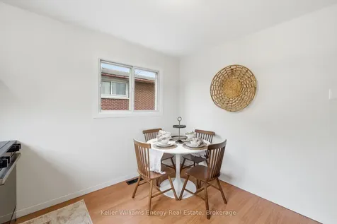 441 Maplewood Drive Oshawa ON L1G 5R7