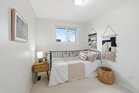 441 Maplewood Drive Oshawa ON L1G 5R7