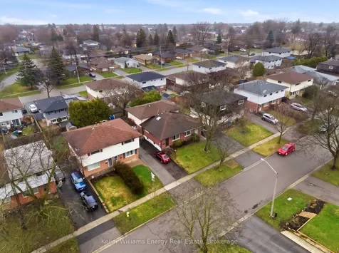 441 Maplewood Drive Oshawa ON L1G 5R7