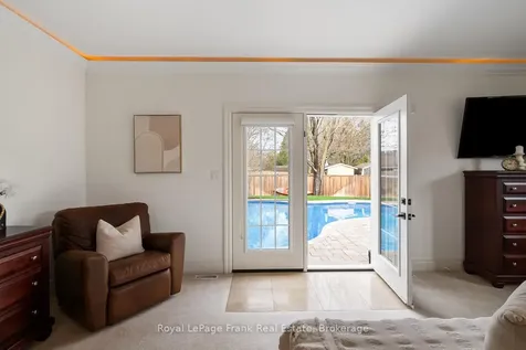 325 Maine Street Oshawa ON L1L 1A8