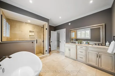 325 Maine Street Oshawa ON L1L 1A8