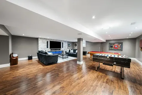 325 Maine Street Oshawa ON L1L 1A8