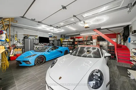 325 Maine Street Oshawa ON L1L 1A8