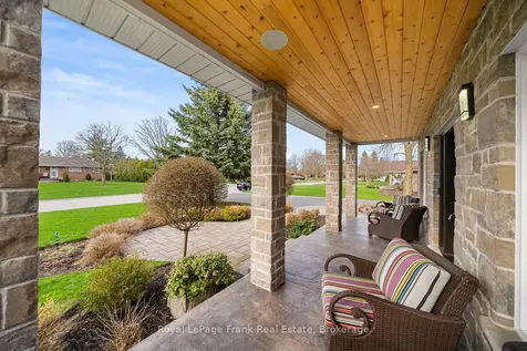 325 Maine Street Oshawa ON L1L 1A8