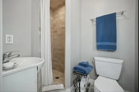 1467 Dundas Street E Toronto ON M4M 1S7