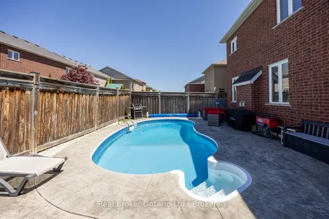 42 Ted Miller Crescent Clarington ON L1C 0L8