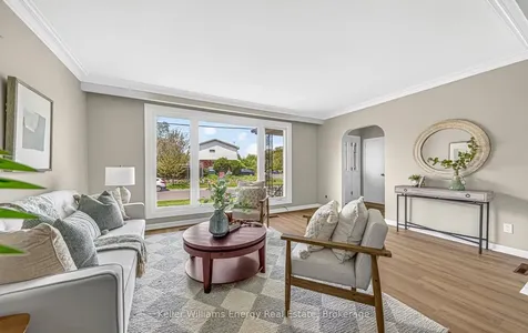 249 Thomas Street Oshawa ON L1J 1M3