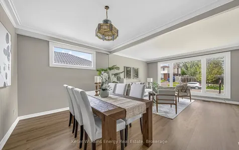 249 Thomas Street Oshawa ON L1J 1M3