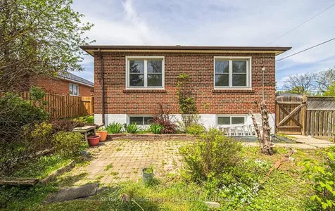 249 Thomas Street Oshawa ON L1J 1M3