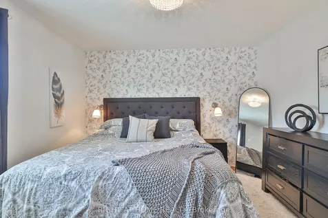 89 Vail Meadows Crescent Clarington ON L1C 4T3