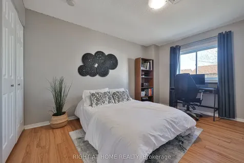 89 Vail Meadows Crescent Clarington ON L1C 4T3