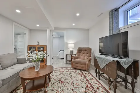 89 Vail Meadows Crescent Clarington ON L1C 4T3