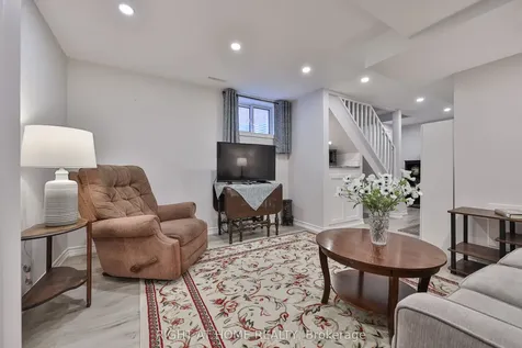 89 Vail Meadows Crescent Clarington ON L1C 4T3