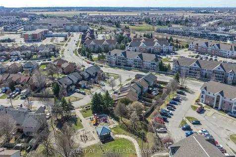 89 Vail Meadows Crescent Clarington ON L1C 4T3
