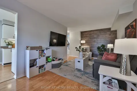 89 Vail Meadows Crescent Clarington ON L1C 4T3