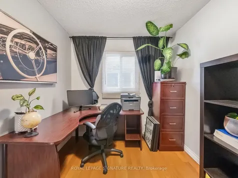 171 Hupfield Trail Toronto ON M1B 4P1
