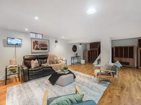 171 Hupfield Trail Toronto ON M1B 4P1