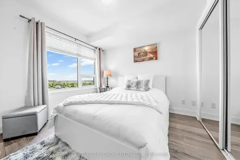 1215 Bayly Street Pickering ON L1W 1L7