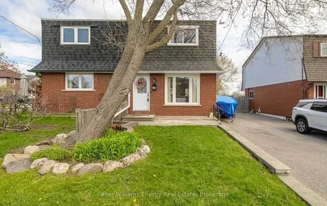 153 Barkley Crescent Oshawa ON L1J 2E5
