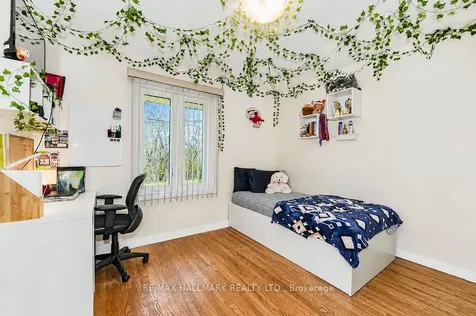 30 Shandon Drive Toronto ON M1R 4M5