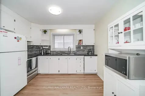 30 Shandon Drive Toronto ON M1R 4M5