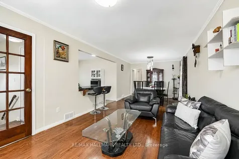 30 Shandon Drive Toronto ON M1R 4M5