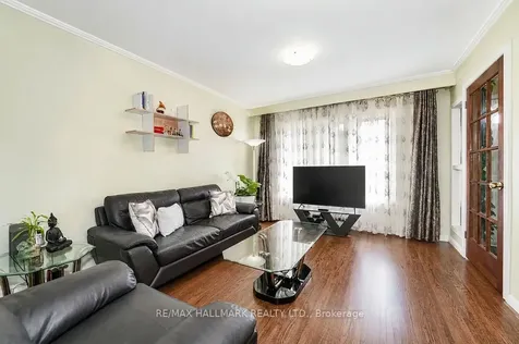 30 Shandon Drive Toronto ON M1R 4M5