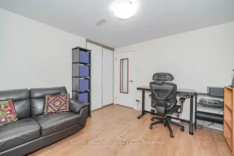 30 Shandon Drive Toronto ON M1R 4M5