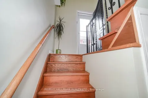 30 Shandon Drive Toronto ON M1R 4M5