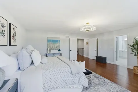313 Cachet Boulevard Whitby ON L1M 0C8