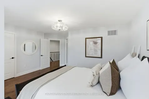 313 Cachet Boulevard Whitby ON L1M 0C8